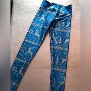 Goldsheep Reindeer blue, full length high waisted leggings, L, great condition!